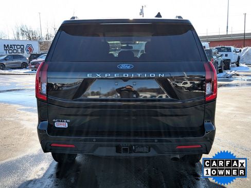 Certified 2025 Ford Expedition Active image 5
