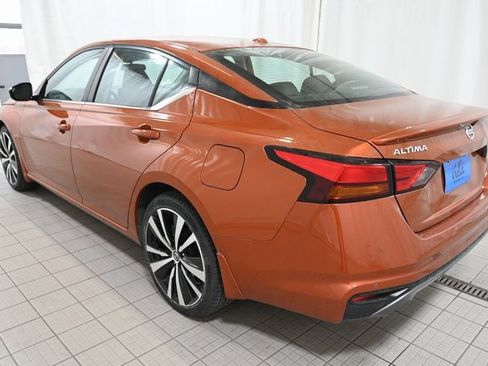 Used 2020 Nissan Altima 2.5 SR w/ Premium Package image 10