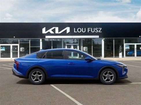 New 2026 Kia K4 LXS image 7