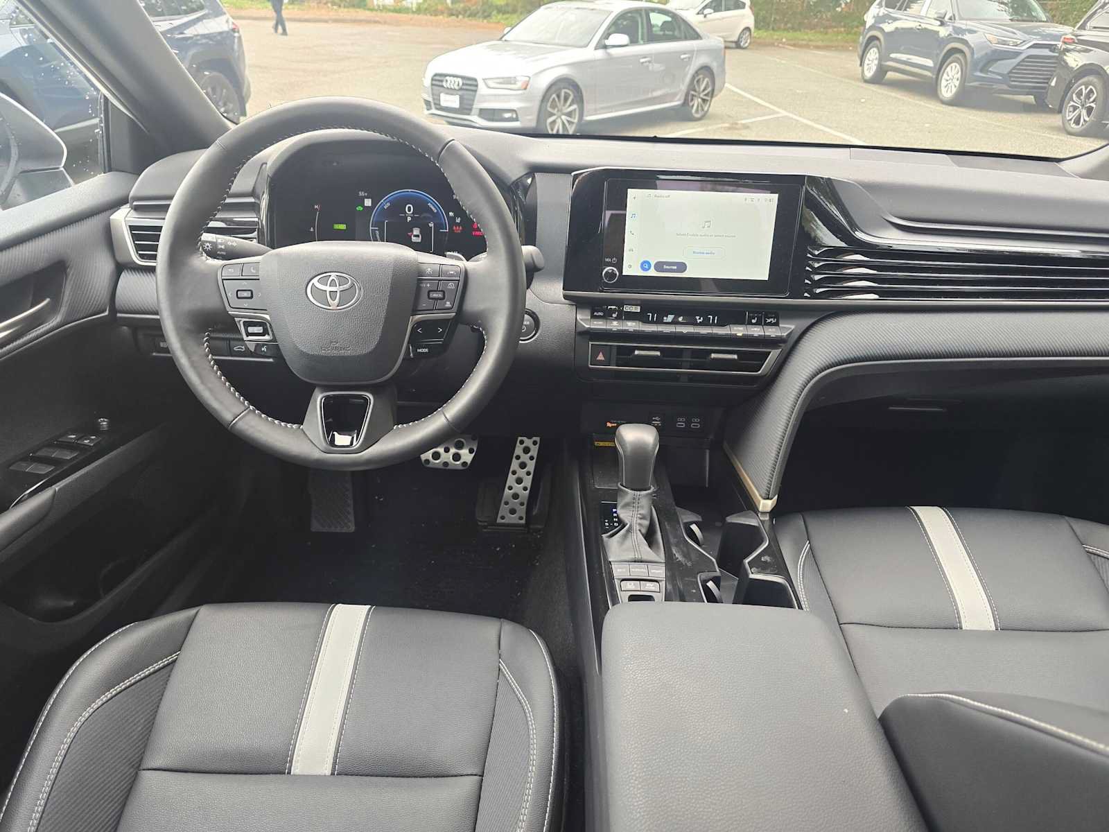Used 2026 Toyota Camry SE w/ Convenience Package FWD image 18