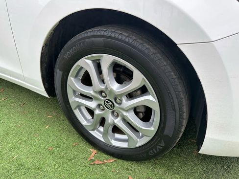 Used 2018 Toyota Yaris iA image 47