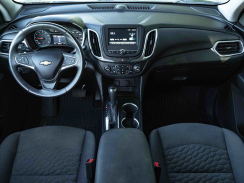 Used 2018 Chevrolet Equinox LT FWD image 26