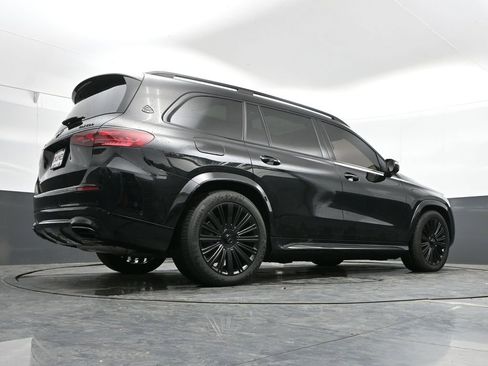 Used 2024 Mercedes-Benz Maybach GLS 600 4MATIC image 44