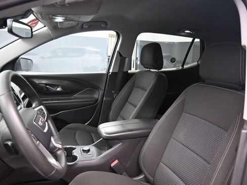 Used 2024 GMC Terrain SLE FWD image 12