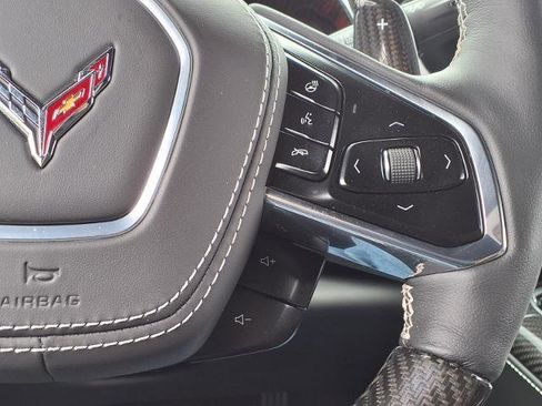 Used 2024 Chevrolet Corvette Z06 RWD image 12