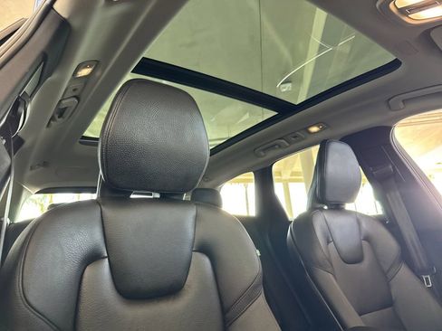 Certified 2023 Volvo XC60 B5 Plus w/ Climate Package FWD image 16