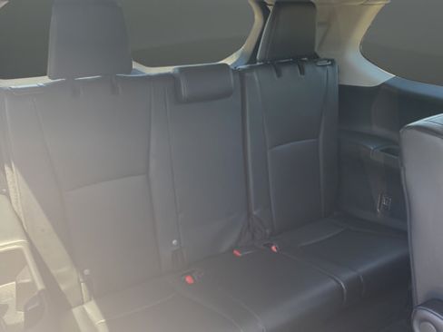 Used 2024 Toyota Grand Highlander AWD image 27