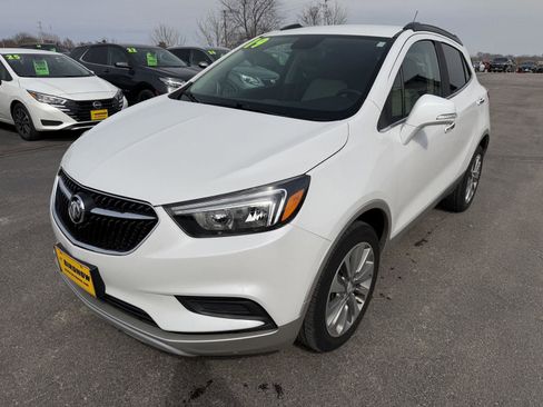 Used 2019 Buick Encore Preferred image 2