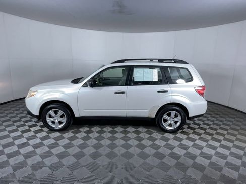 Used 2013 Subaru Forester 2.5X image 5