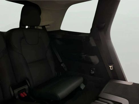 Used 2024 Volvo XC90 T8 Plus w/ Protection Package Premier AWD/4WD image 73