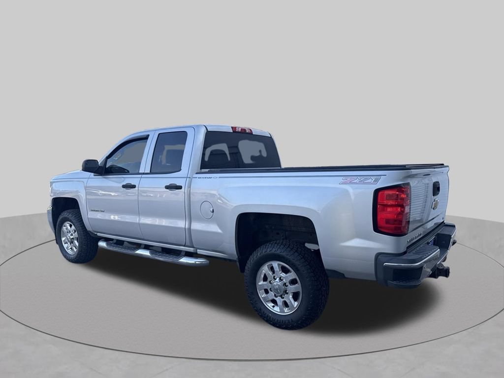 Used 2015 Chevrolet Silverado 2500 LT w/ LT Convenience Package RWD image 5