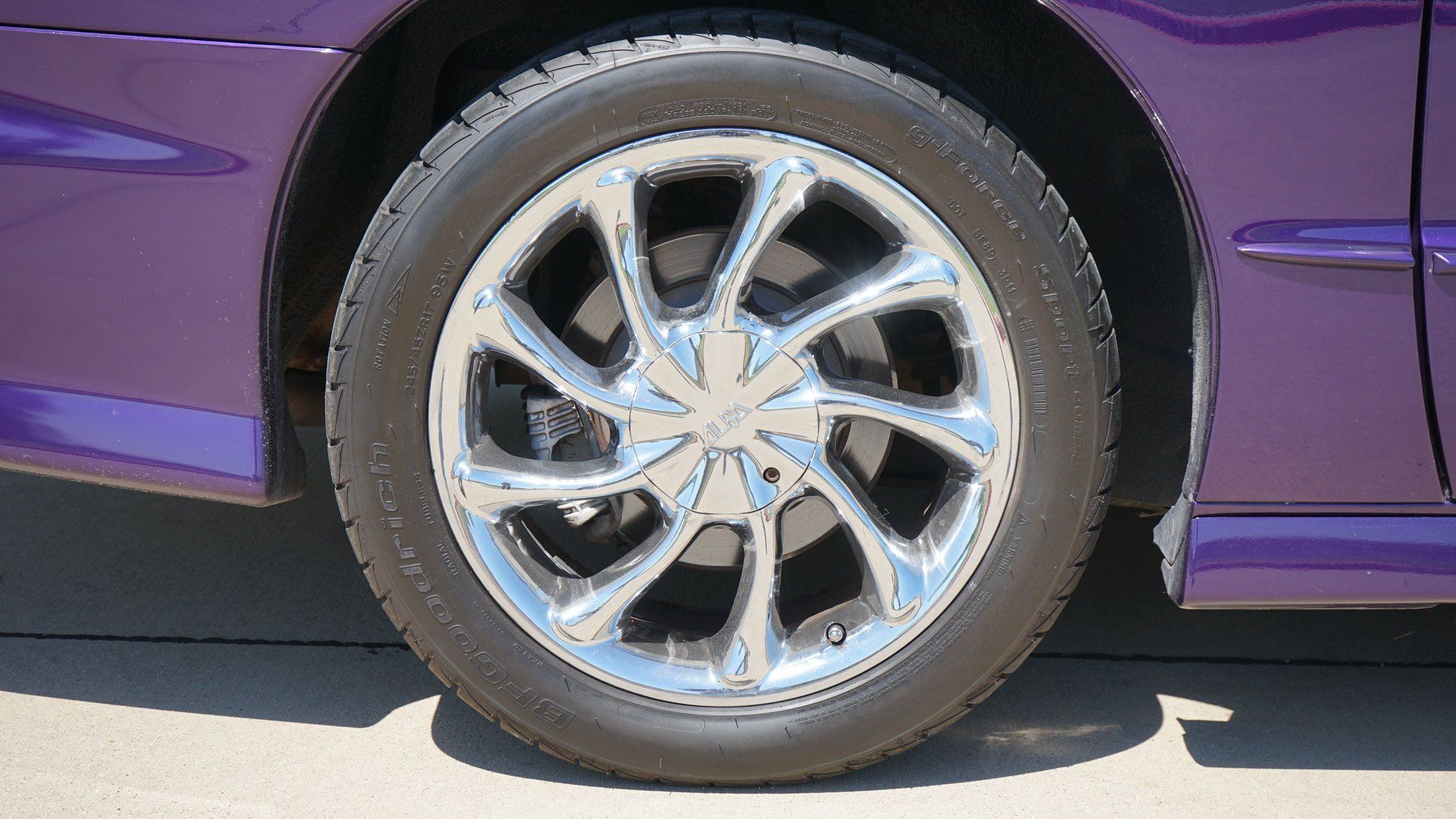 Used 1997 Pontiac Firebird Trans Am RWD image 36