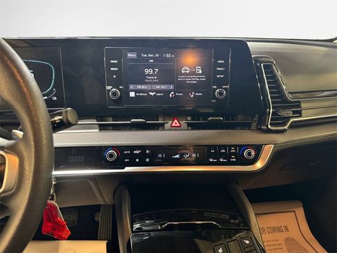 Certified 2023 Kia Sportage LX image 22