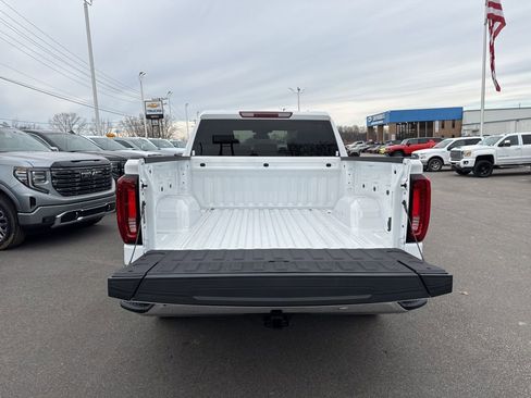 Used 2026 GMC Sierra 1500 SLT image 28
