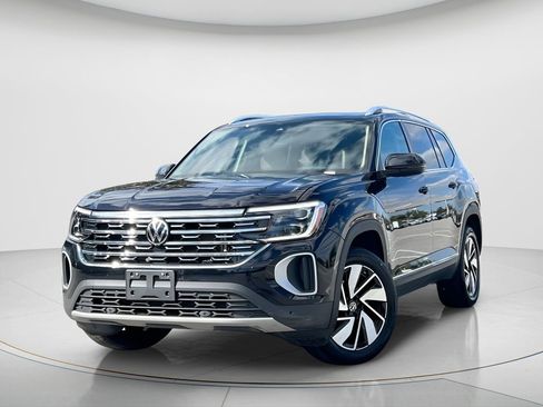 Used 2025 Volkswagen Atlas SEL image 1