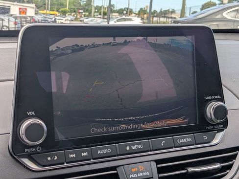 Used 2022 Nissan Altima 2.5 SV FWD image 20