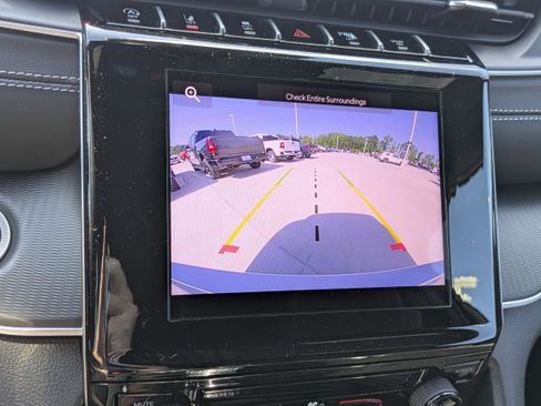 New 2026 Jeep Grand Cherokee L Laredo RWD image 22