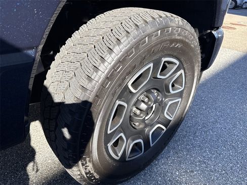 Used 2024 Ford F250 Platinum image 13