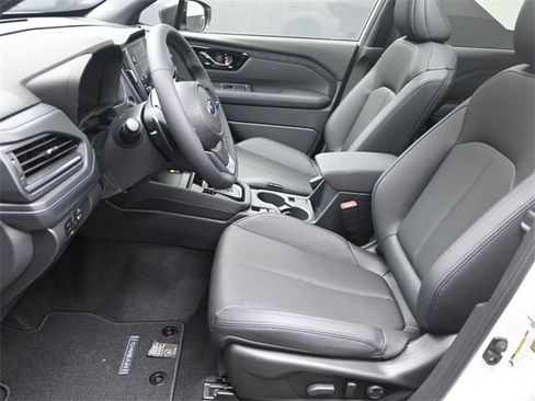 New 2025 Subaru Forester Limited image 18