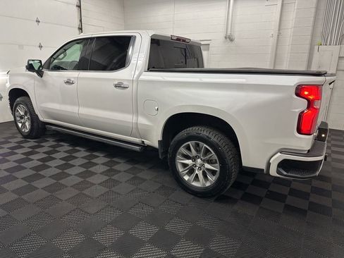 Used 2019 Chevrolet Silverado 1500 High Country w/ Technology Package image 6