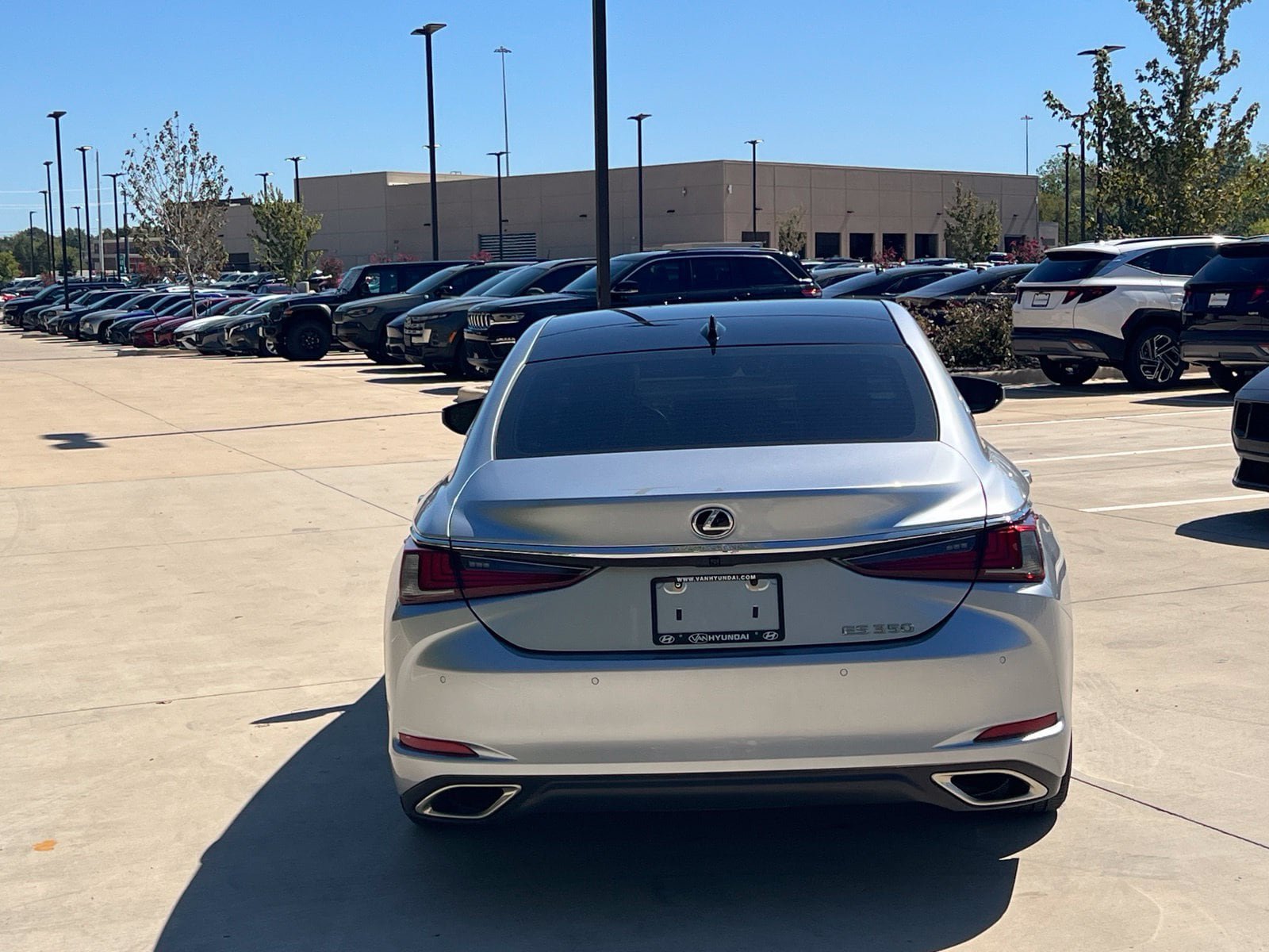 Used 2022 Lexus ES 350 w/ Premium Package FWD image 10