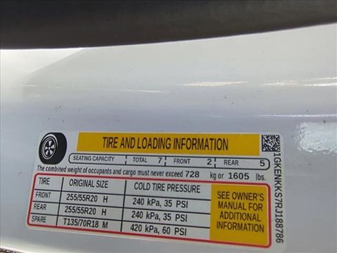 Used 2024 GMC Acadia Elevation image 27