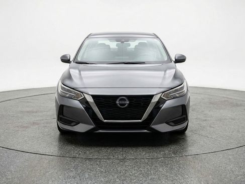 Used 2025 Nissan Sentra SV image 2