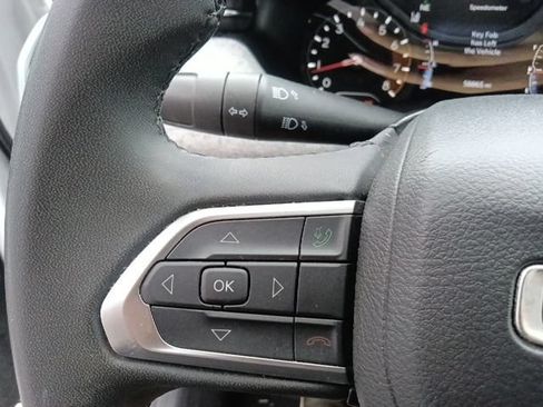 Used 2024 Jeep Compass Latitude AWD/4WD image 18
