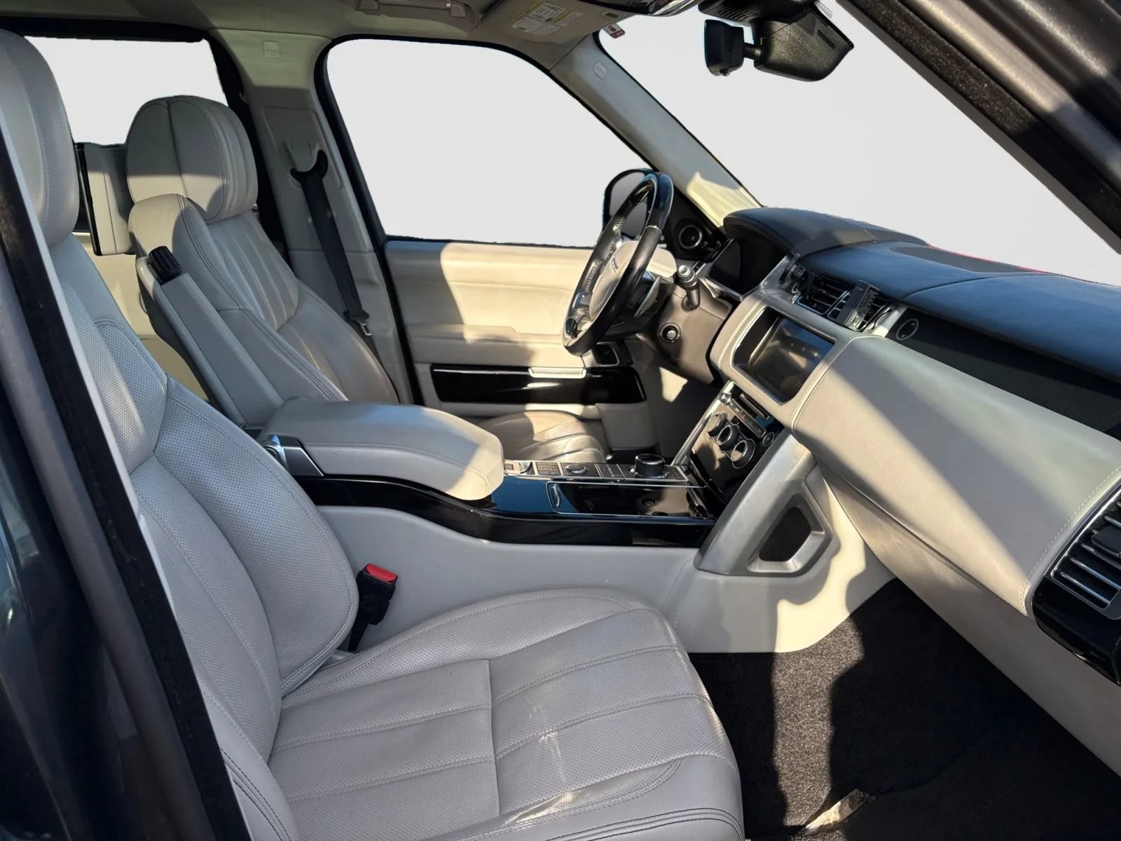 Used 2017 Land Rover Range Rover Long Wheelbase Autobiography AWD/4WD image 22
