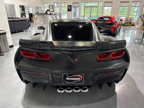 Used 2017 Chevrolet Corvette Grand Sport w/ Carbon Flash Badge Package RWD image 6