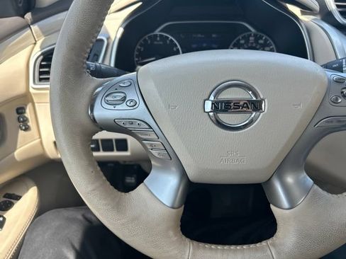 Used 2018 Nissan Murano Platinum FWD image 16