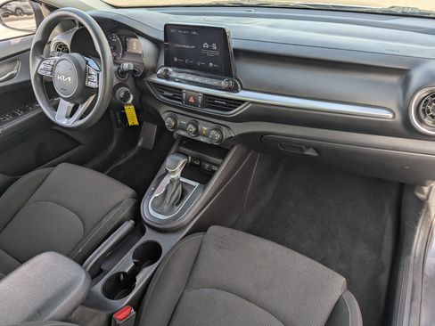Certified 2022 Kia Forte Sedan image 10