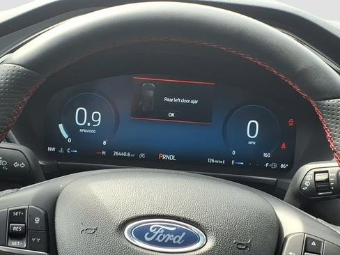 Used 2023 Ford Escape ST-Line Elite w/ Premium Technology Package AWD/4WD image 9