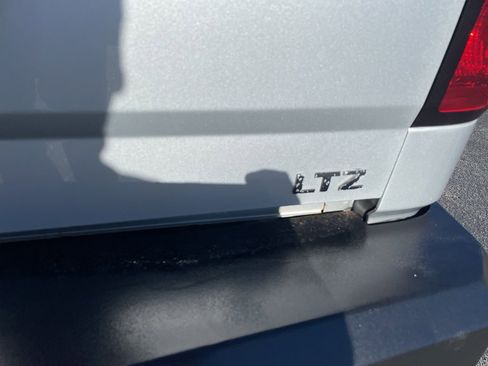 Used 2015 Chevrolet Silverado 2500 LTZ image 8