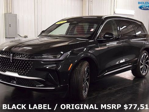 Used 2024 Lincoln Nautilus Black Label image 3