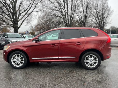 Used 2016 Volvo XC60 T5 Premier w/ Proximity Package image 10