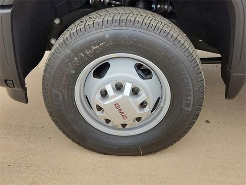 New 2026 GMC Sierra 3500 Pro image 8