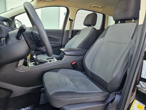 Used 2017 Ford Escape SE w/ Equipment Group 201A image 13