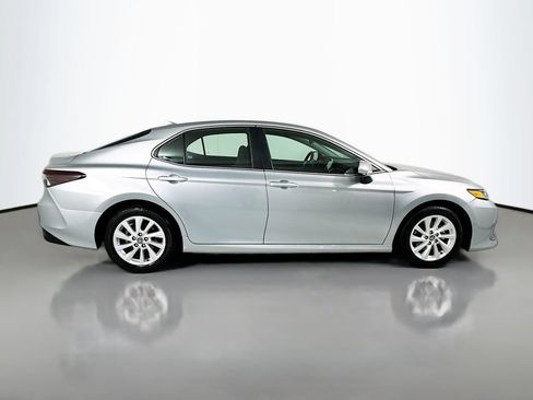 Used 2024 Toyota Camry LE FWD image 8