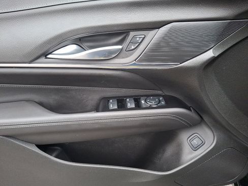 Used 2025 Cadillac CT4 Luxury image 12