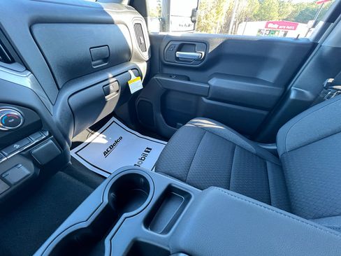 New 2026 Chevrolet Silverado 2500 Custom w/ Custom Value Package image 10