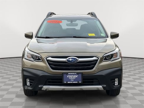 Used 2022 Subaru Outback Limited image 8