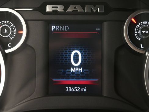 Used 2026 RAM 3500 Tradesman AWD/4WD image 16