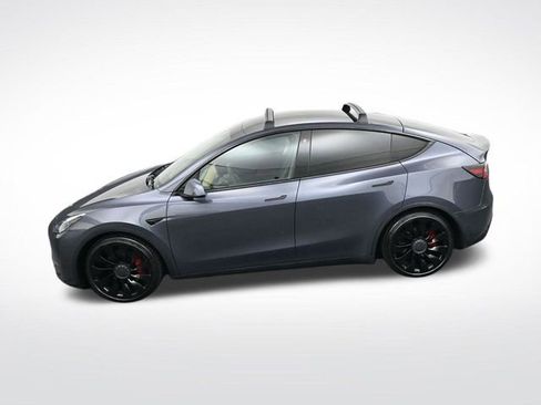 Used 2021 Tesla Model Y Performance image 27