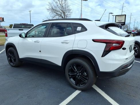 New 2026 Chevrolet Trax ACTIV w/ Driver Confidence Package image 5