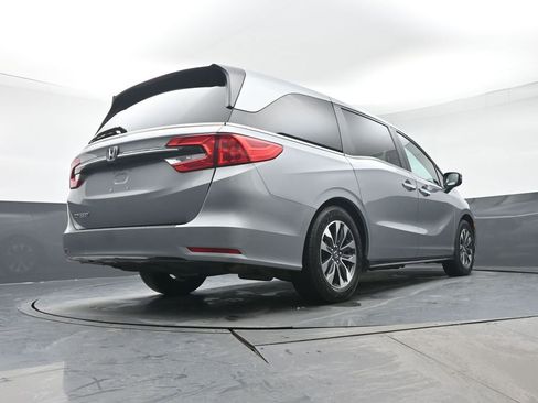 Used 2024 Honda Odyssey EX-L image 37