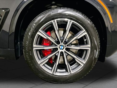 New 2026 BMW X5 xDrive40i w/ Executive Package AWD/4WD image 17