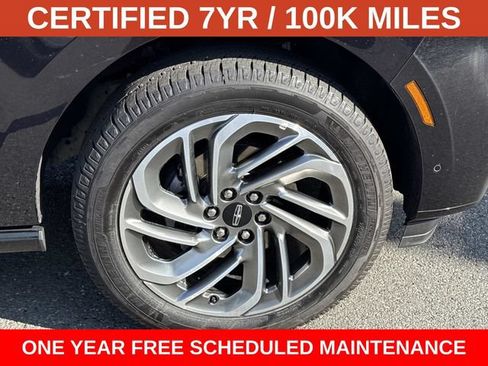 Used 2025 Lincoln Navigator L Reserve AWD/4WD image 7