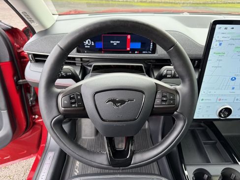 Used 2022 Ford Mustang Mach-E Premium image 20