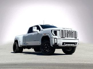 Used 2026 GMC Sierra 3500 Denali w/ Denali Reserve Package AWD/4WD video 2